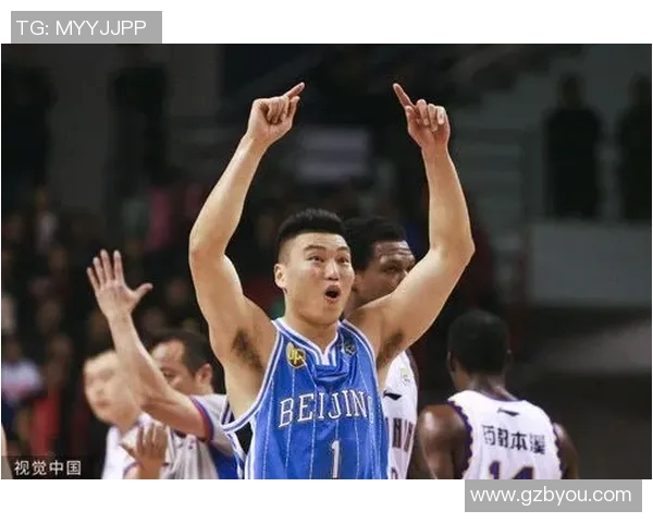 李根的篮球旅程：从青涩少年到职业球员的成长与挑战